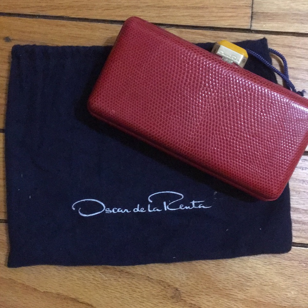 Oscar de la renta clutch